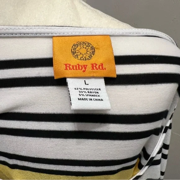 Ruby Rd Top Women’s Large L 3/4 Sleeve Striped Shirt White Pink Yellow - Picture 4 of 4